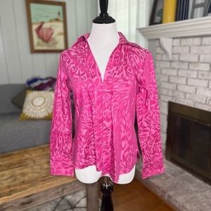 Foxcroft Non Iron Shaped Fit Button Up Shirt Size 4 pinkk cheetah